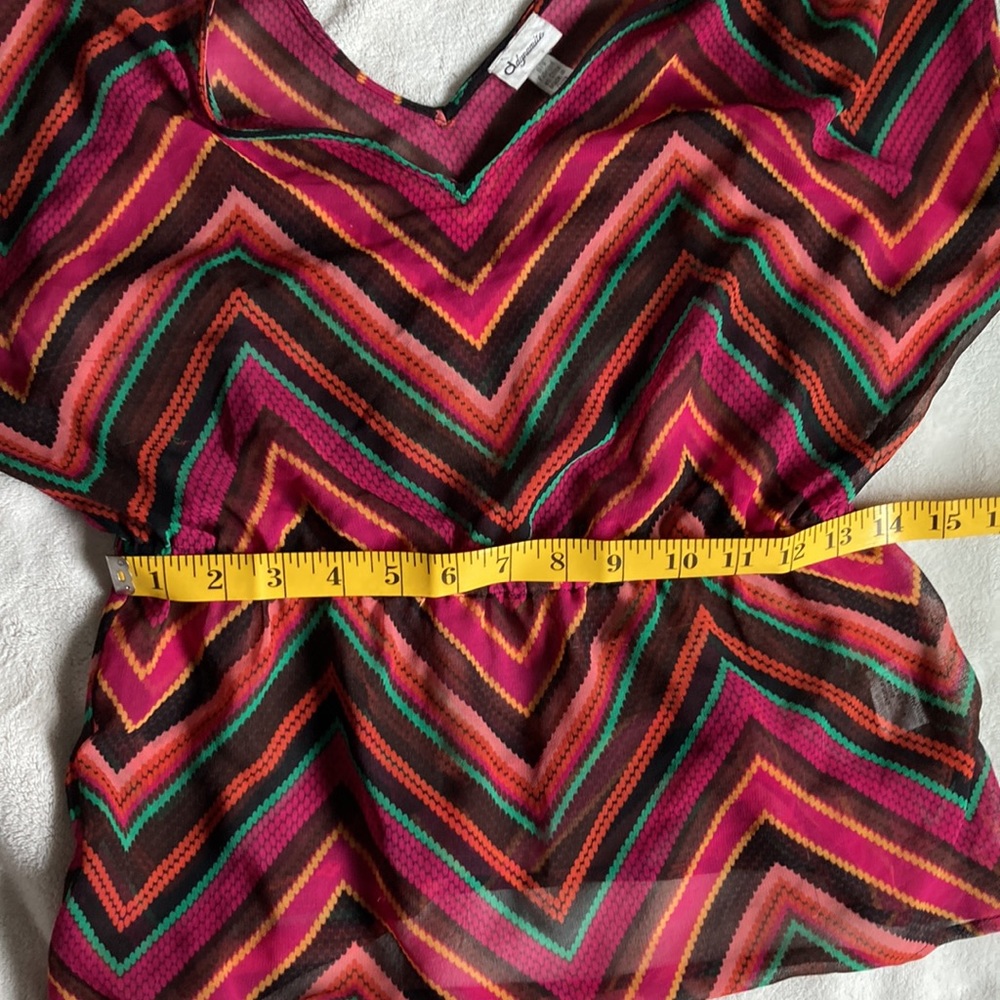 Sheer Dynamite Top - Picture 5 of 7